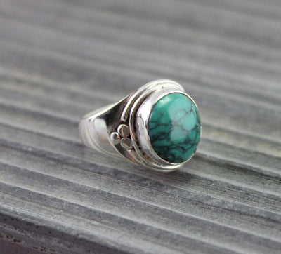 Jewelry,New Items 9 Sleek Turquoise Stone and Silver Ring JR062009