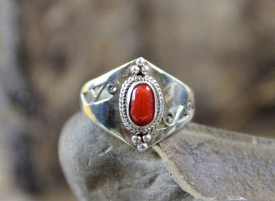Jewelry,New Items,Gifts 6 Sterling Silver and Coral Cut-Out Ring jr155.06