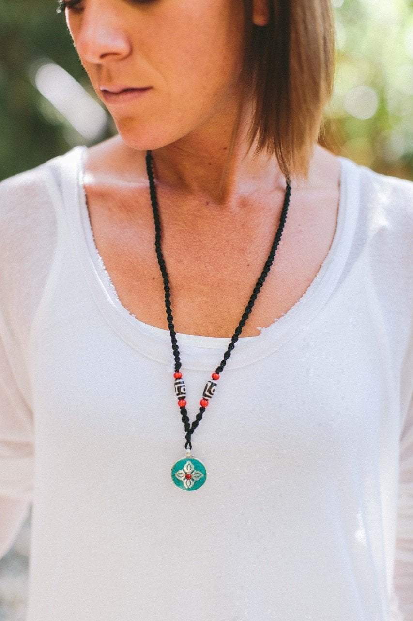 Necklaces Default Ambu Turquoise Flower Pendant Necklace jn499