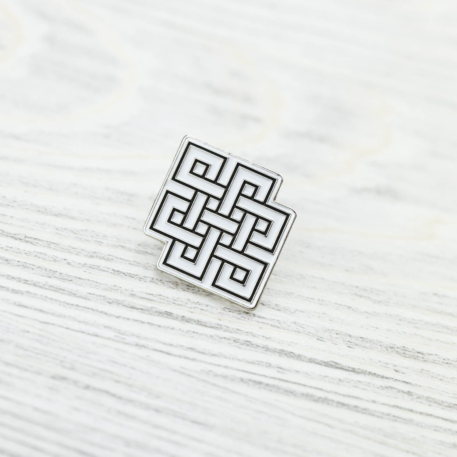 Patches Eternal Knot Pin AA003