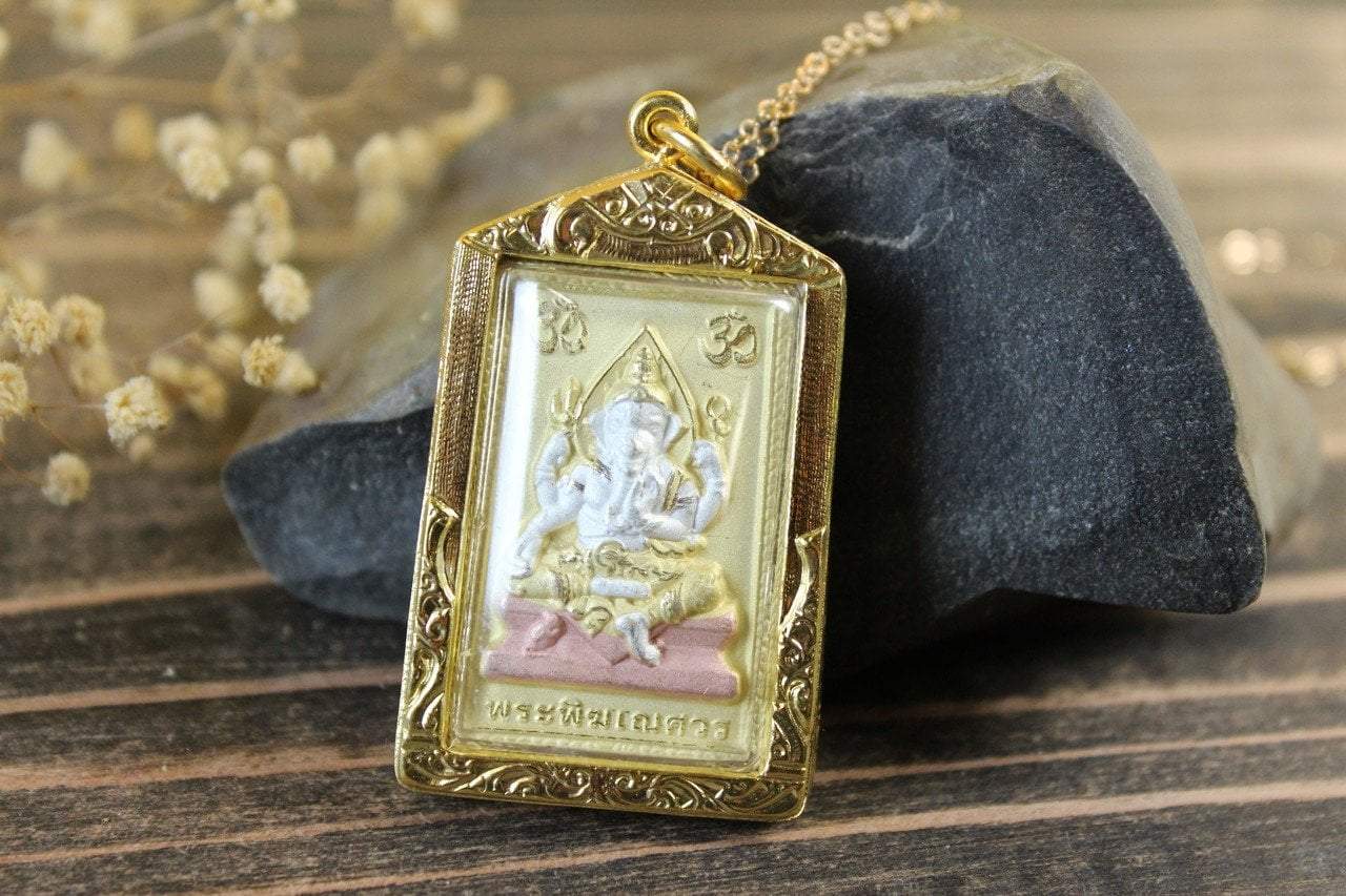 Pendants 2 Inch Encased Ganesh and Thai Deity Amulet jpthai80