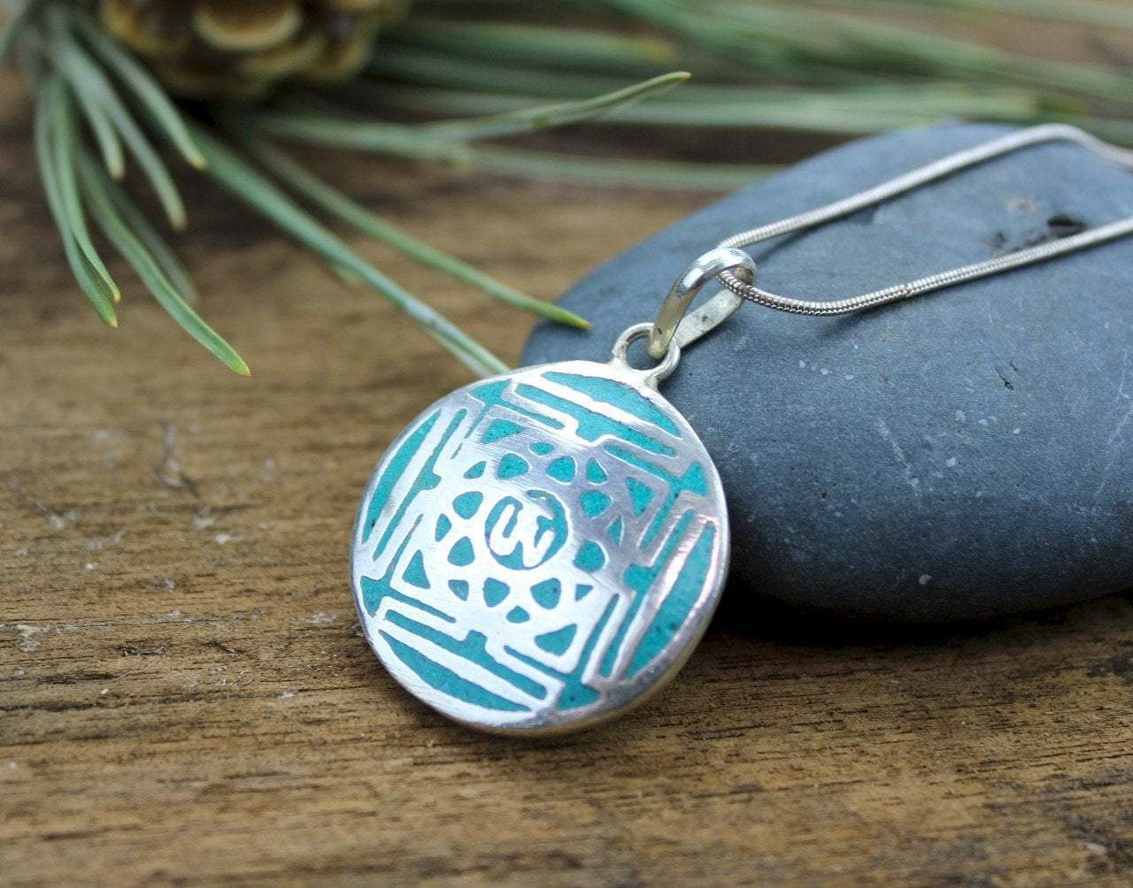 Pendants Default Turquoise Om Mandala Pendant jp454