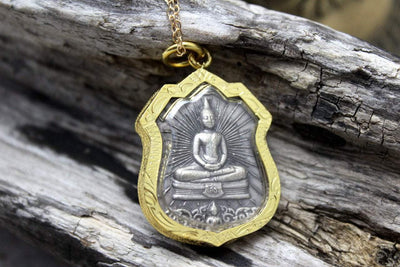 Pendants Thai Buddha and Mantra Amulet jpthai51