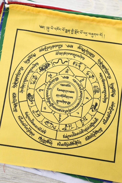 Banderas de oración de chakras y astrología