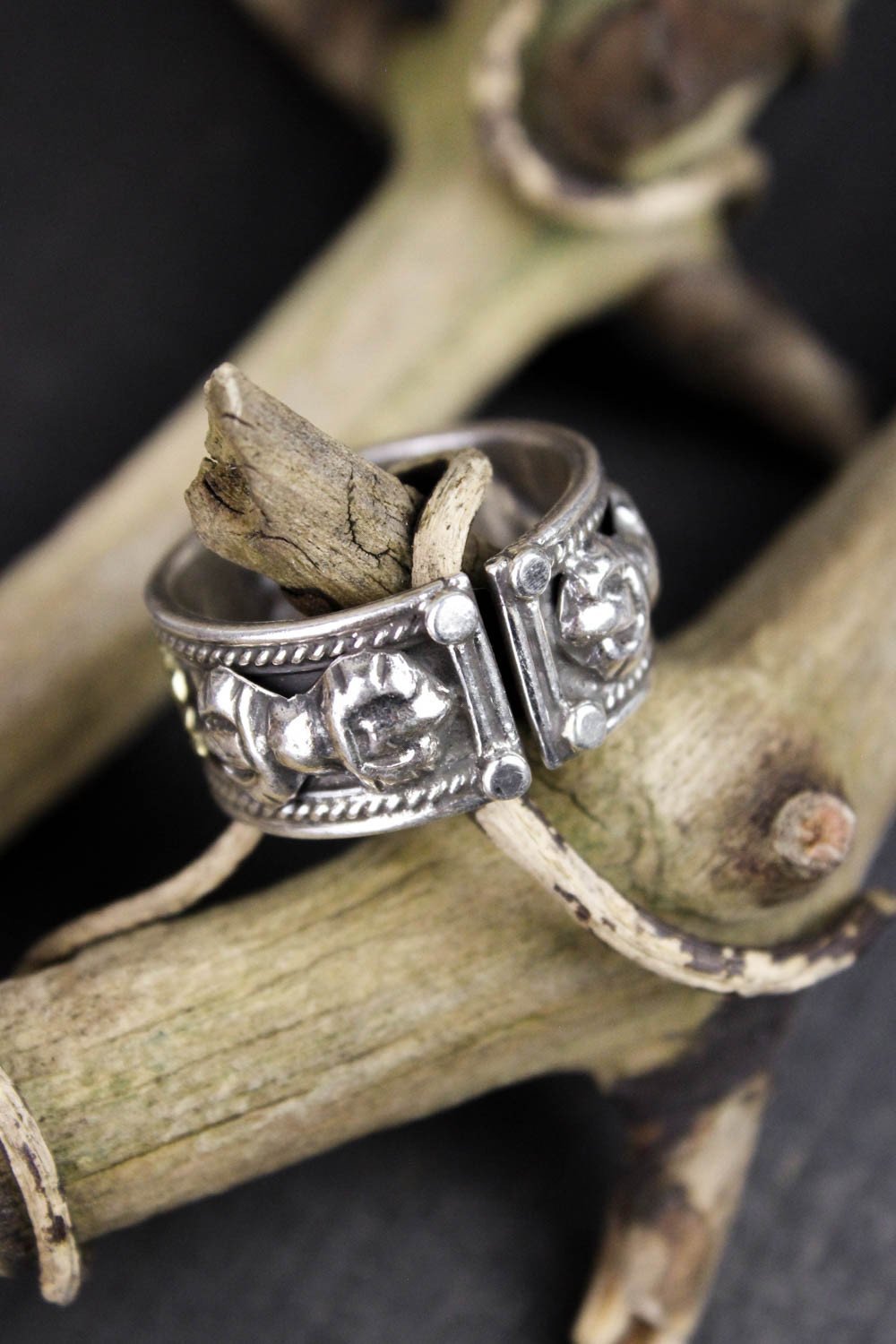 Ring Default Two Color Mantra Ring JR005