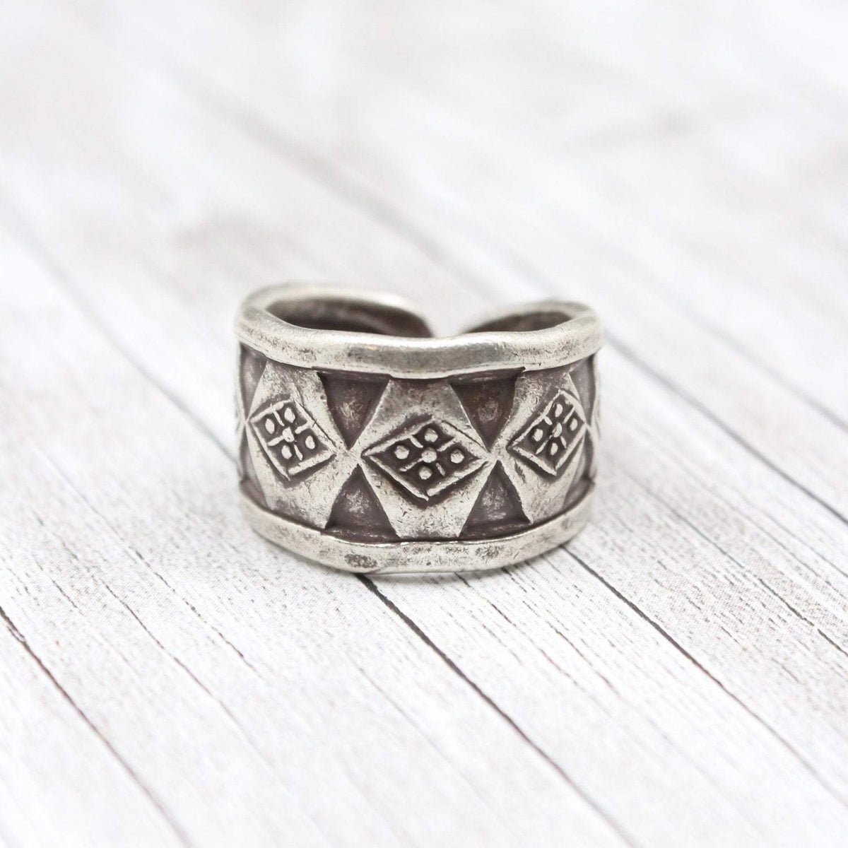 Endless Knot Ring - DharmaShop