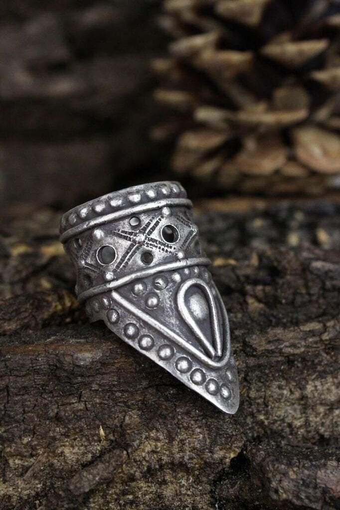 Rings 6 Vintage Shield Cuff Ring JR216.06