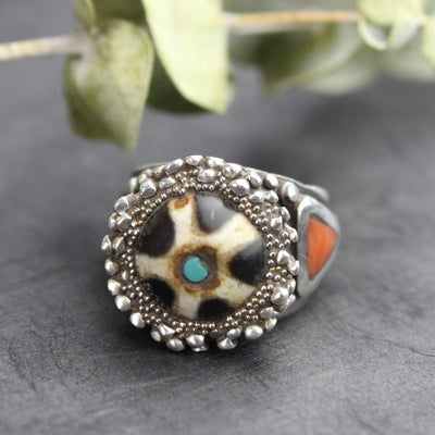 Rings 8 Agate Dzi and Coral Statement Ring JR237.08