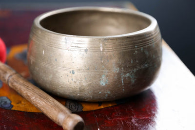 Singing Bowls Antique Mani Gong Bowl oldbowl449