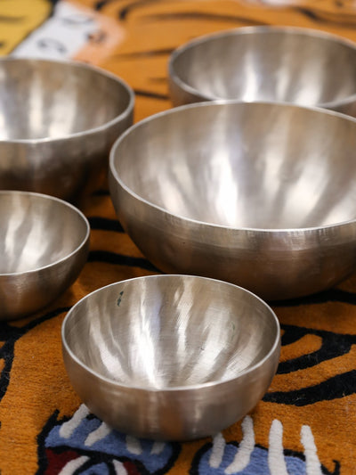 Singing Bowls Handcrafted Set of 7 Meditation Bowls SB180