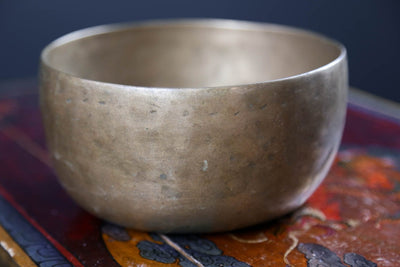 Singing Bowls Personal Strength Antique Singing Bowl oldbowl482