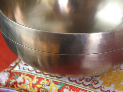 Singing Bowls Stunningly Polished New Tibetan Singing Bowl newbowl201