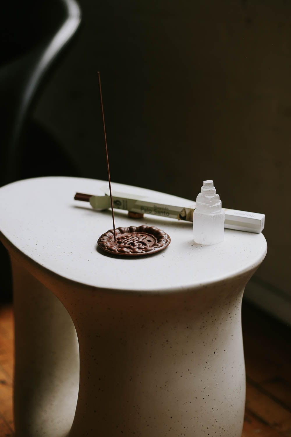 Statues Selenite Crystal Tower UN064